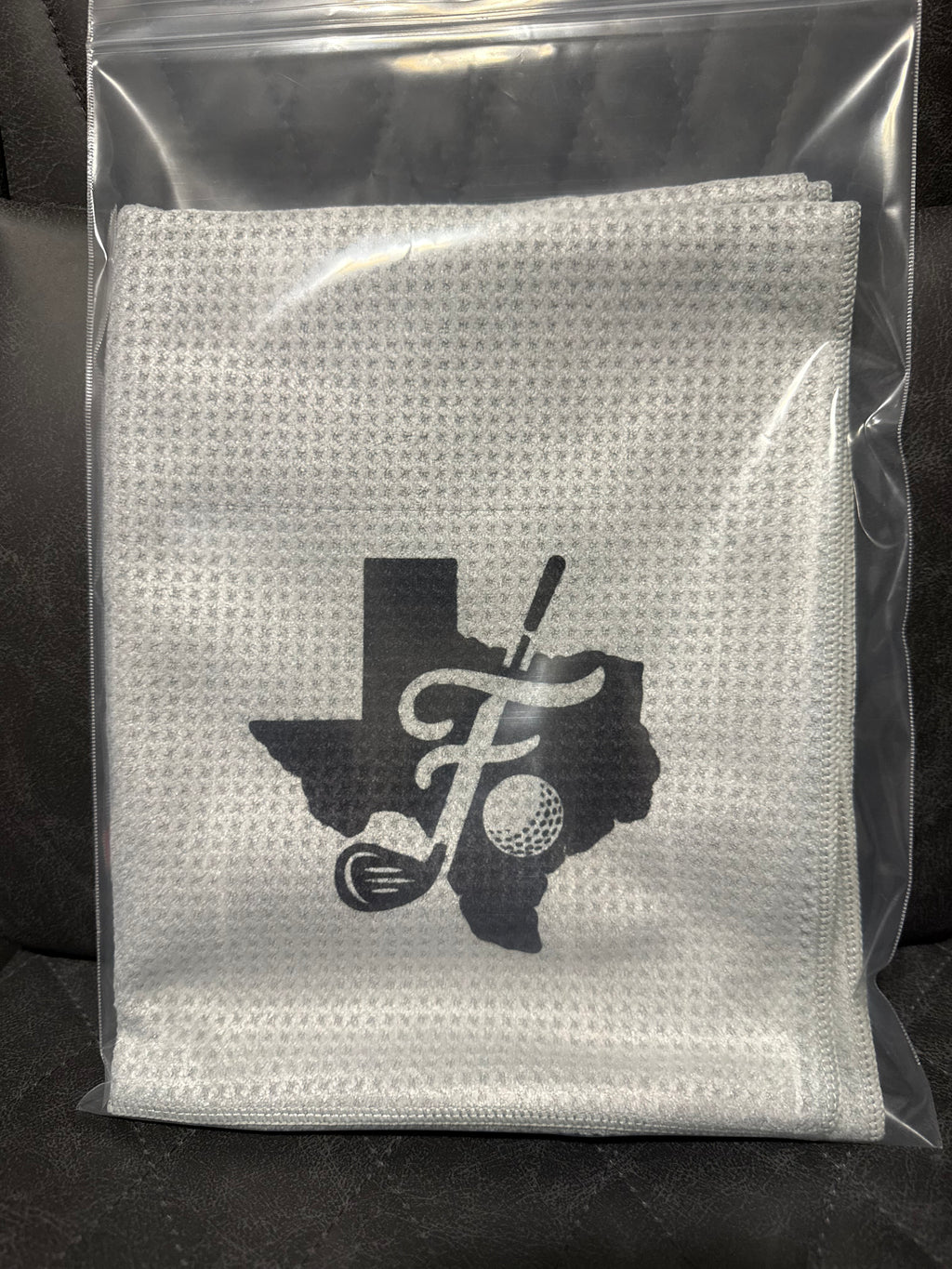 Familia Golf Premium Waffle Golf Towel